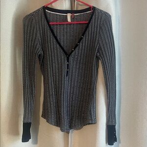 Pilcro Black and White Striped Long Sleeve Top